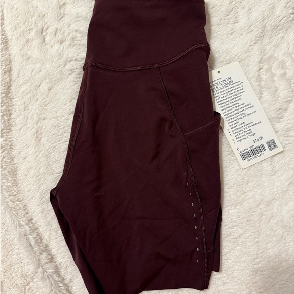 🔥🔥🔥🔥NWT/ lululemon athletica Women's Shorts - Goodnight Plum - Picture 2 of 5